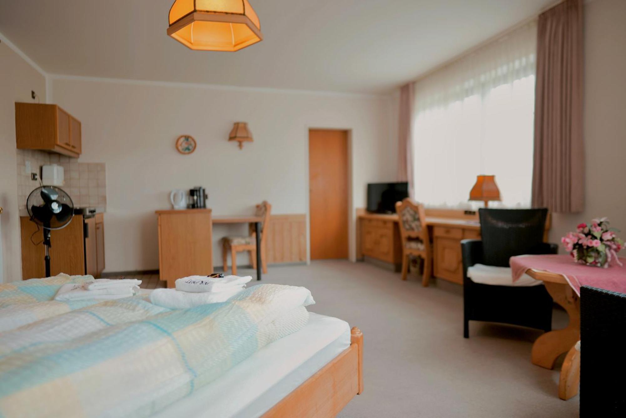 In & Out Boardinghaus Apartment Stolberg  Exterior photo